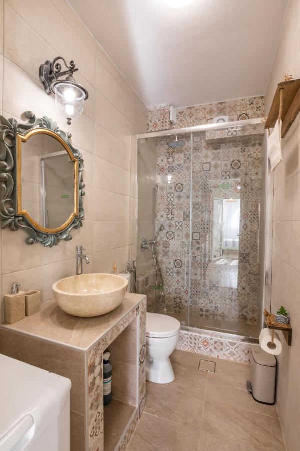 Ferienwohnung Avla Luxury Hospitality Karpathos Exterior foto